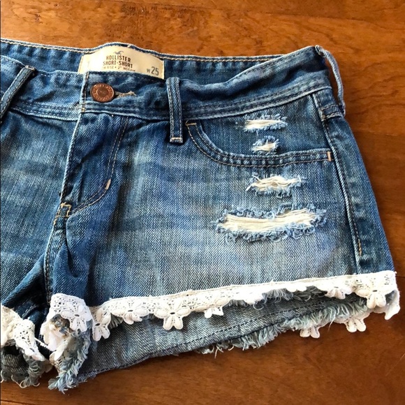 SOLD Hollister Lace Trim Jean Shorts - Picture 2 of 8